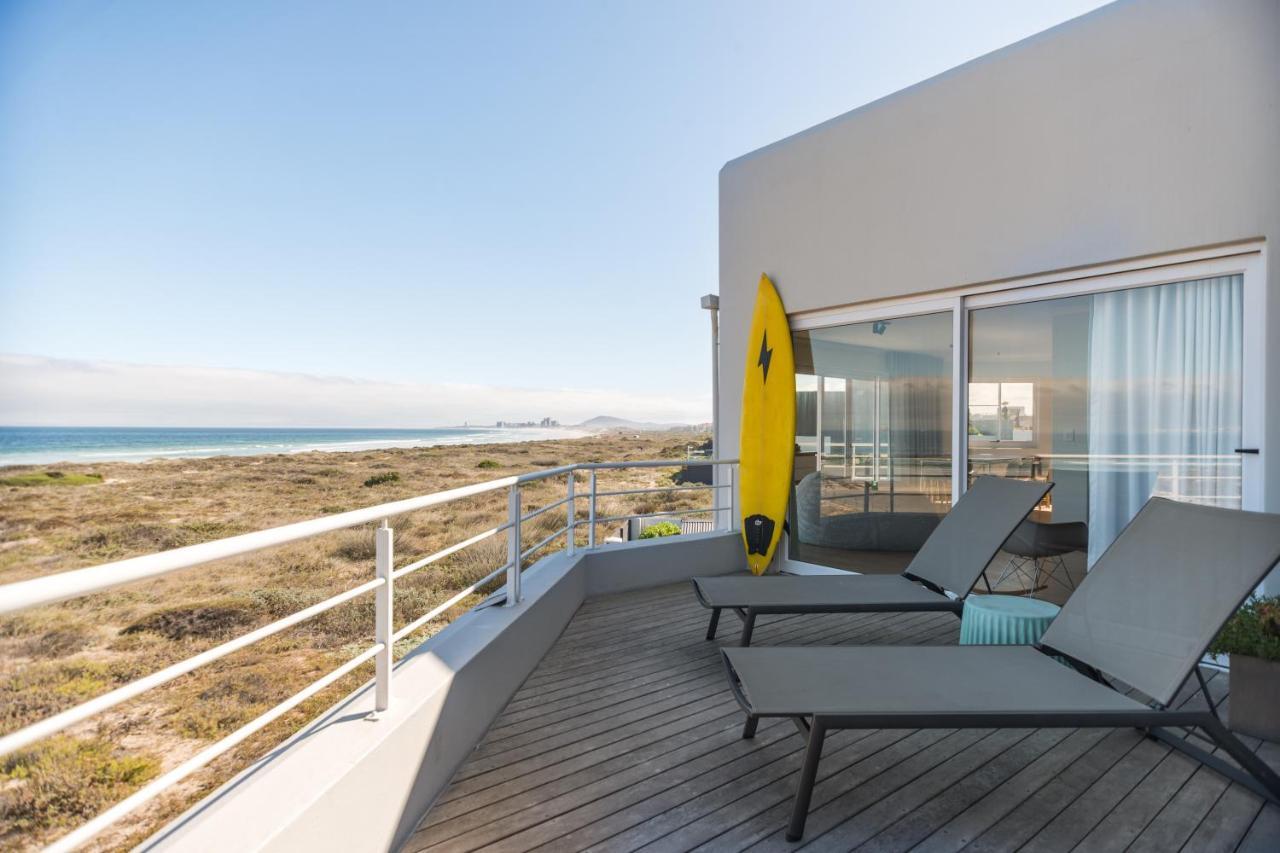 Ocean12 Guesthouse Sunset Beach ケープタウン エクステリア 写真