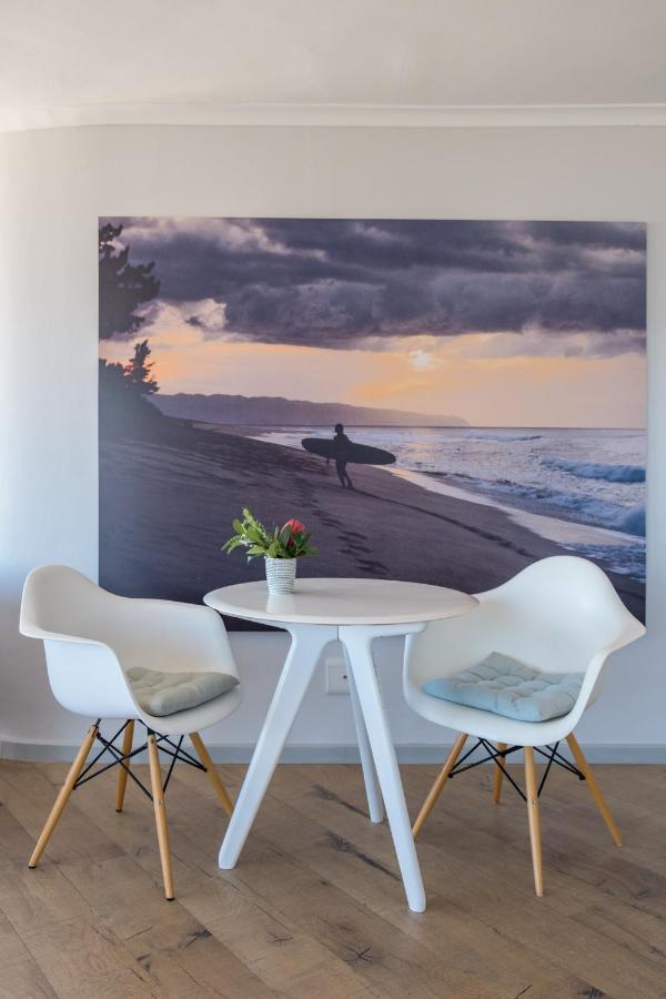 Ocean12 Guesthouse Sunset Beach ケープタウン エクステリア 写真